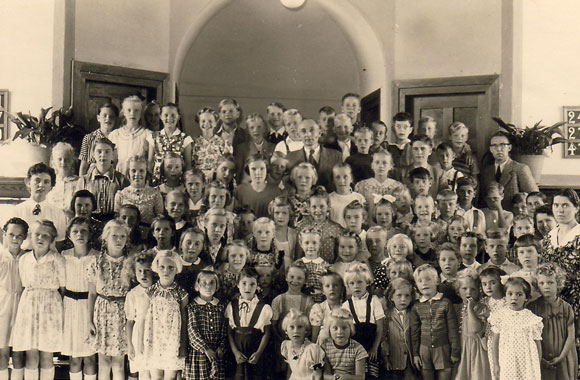 1953 Sontagsschule  – verabsch Fam Buse